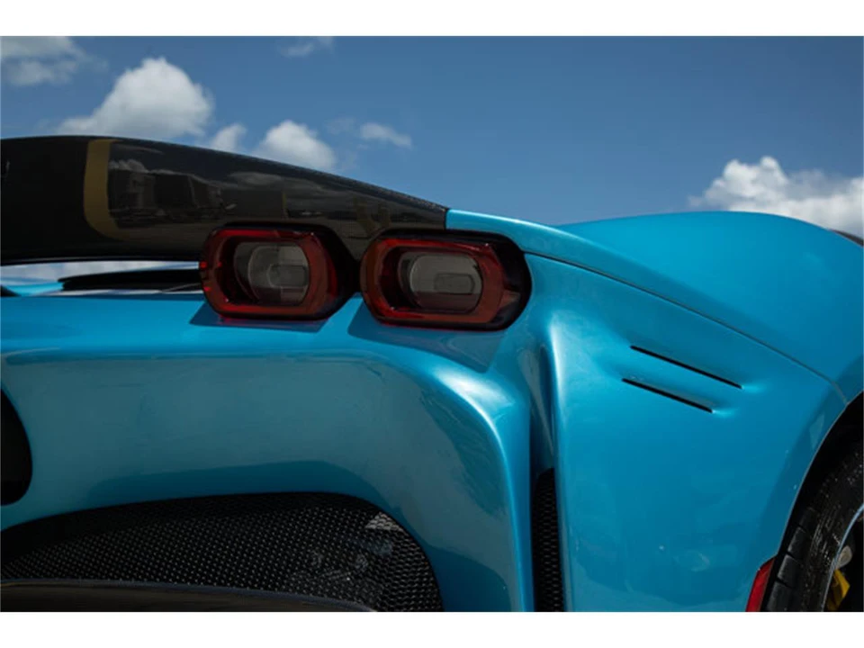 2024 Ferrari 12Cilindri Spider - Image 15 of 31