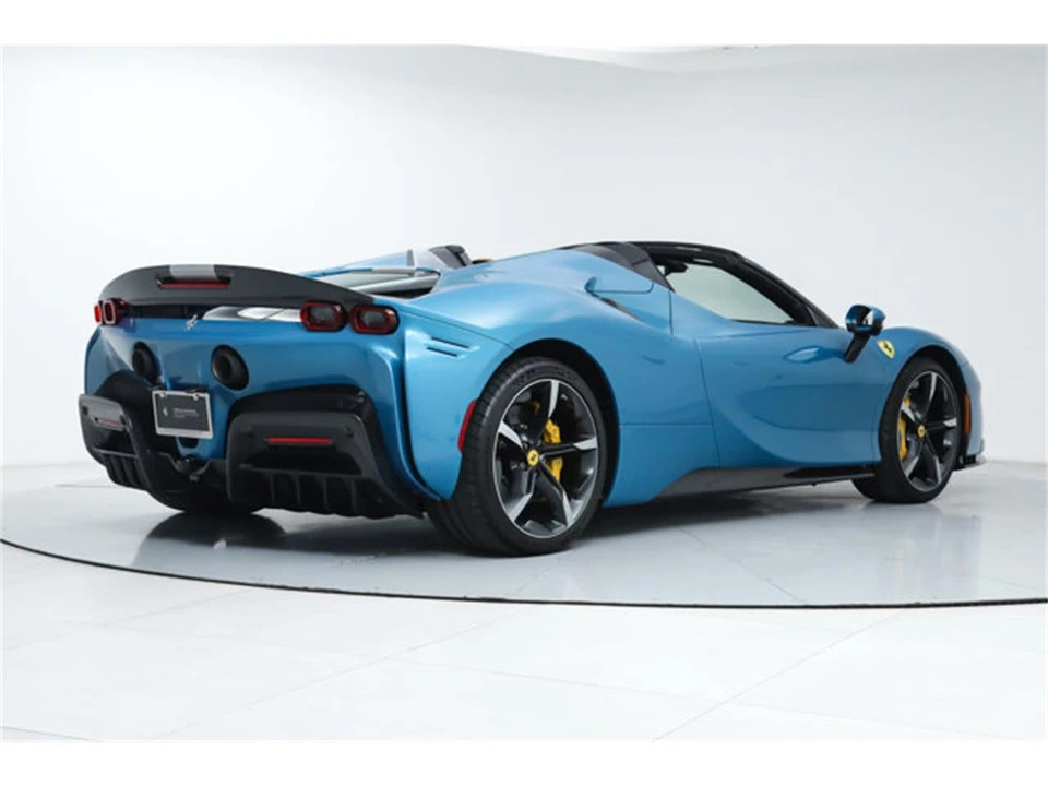2024 Ferrari 12Cilindri Spider - Image 3 of 31