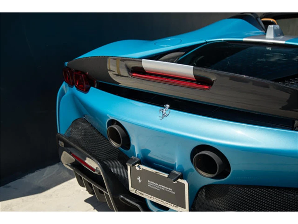 2024 Ferrari 12Cilindri Spider - Image 21 of 31