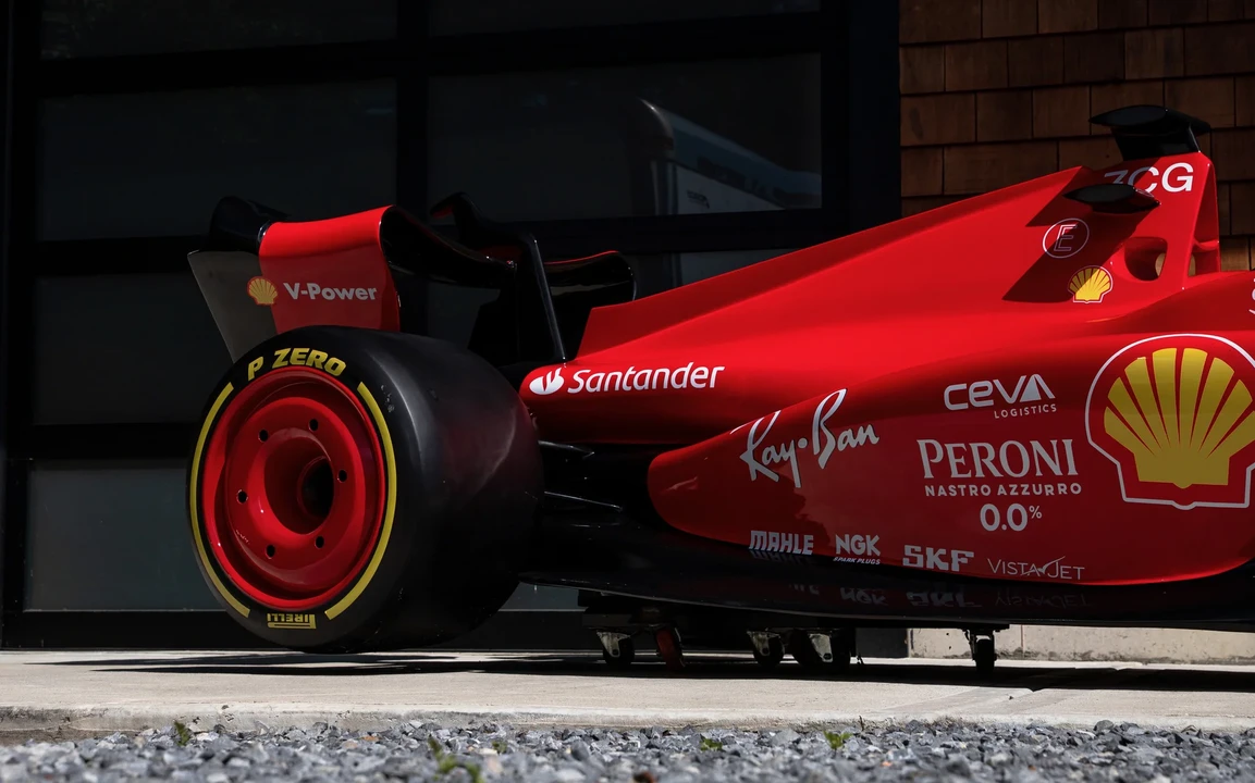 2024 Ferrari - Image 29 of 31