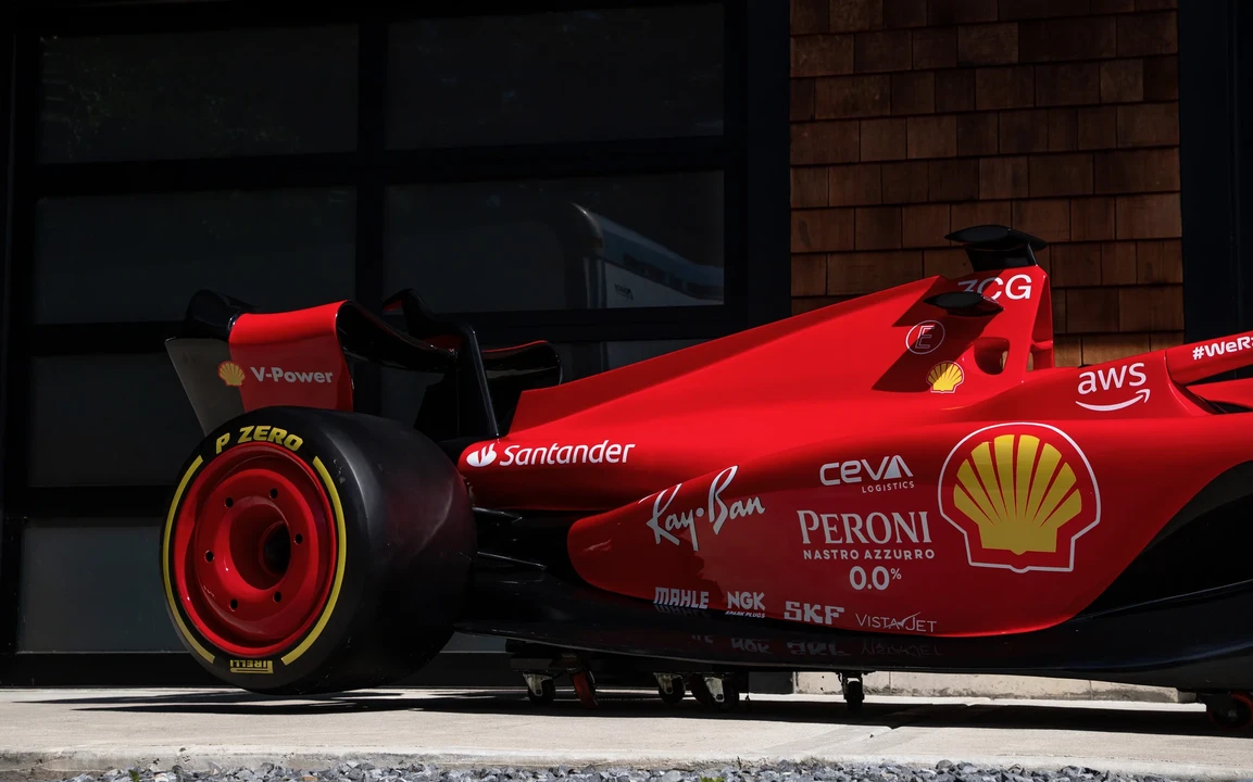 2024 Ferrari - Image 28 of 31