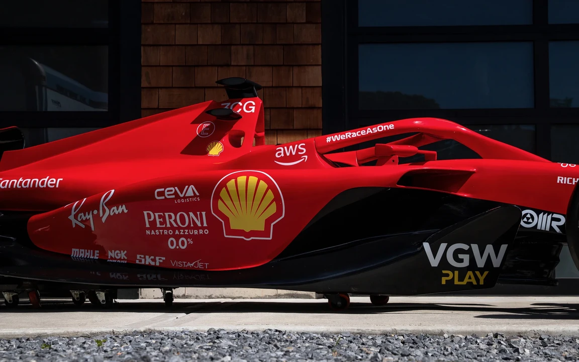 2024 Ferrari - Image 27 of 31