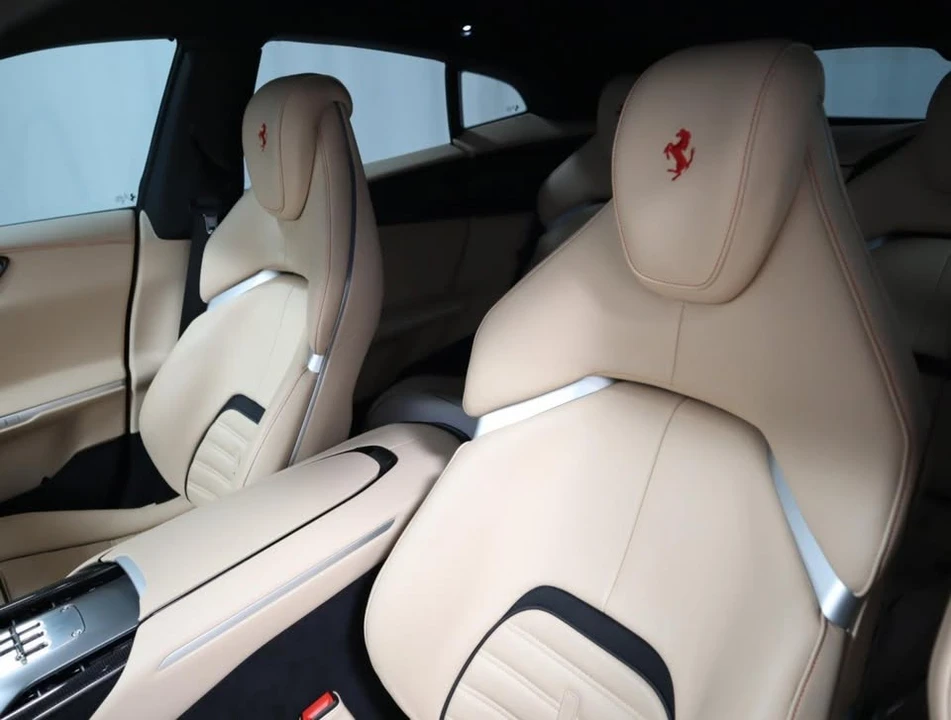 2024 Ferrari Purosangue - Image 17 of 18