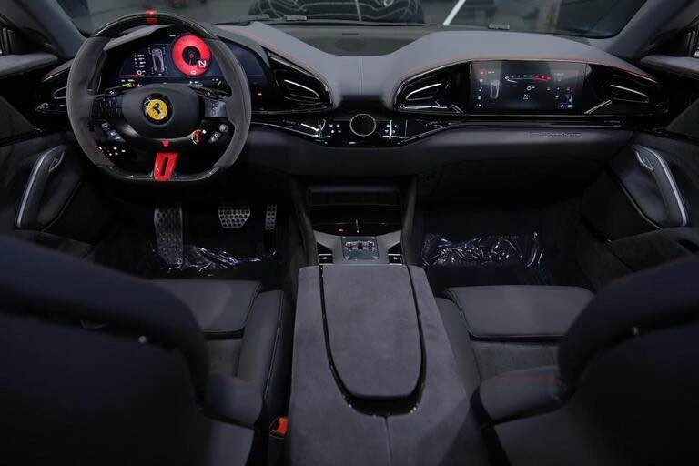 2024 Ferrari Purosangue - Image 10 of 15
