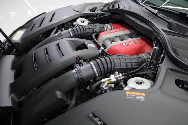 2024 Ferrari Purosangue - Image 14 of 15
