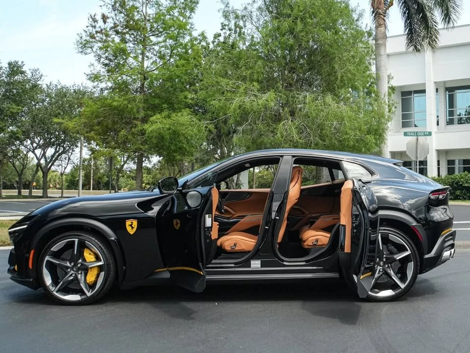 2024 Ferrari Purosangue - Image 5 of 11
