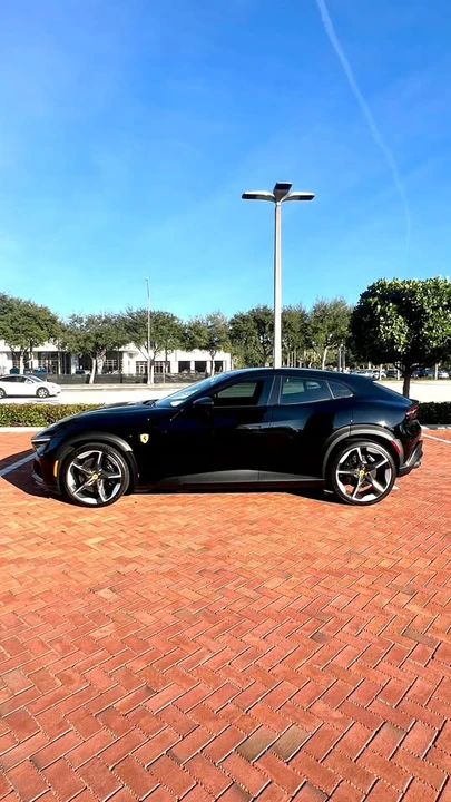 2024 Ferrari Purosangue - Image 6 of 15