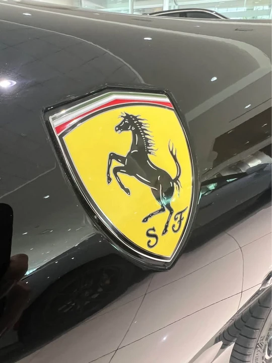 2024 Ferrari Roma Spider - Image 7 of 7
