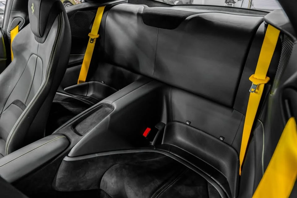 2024 Ferrari Roma - Image 15 of 19