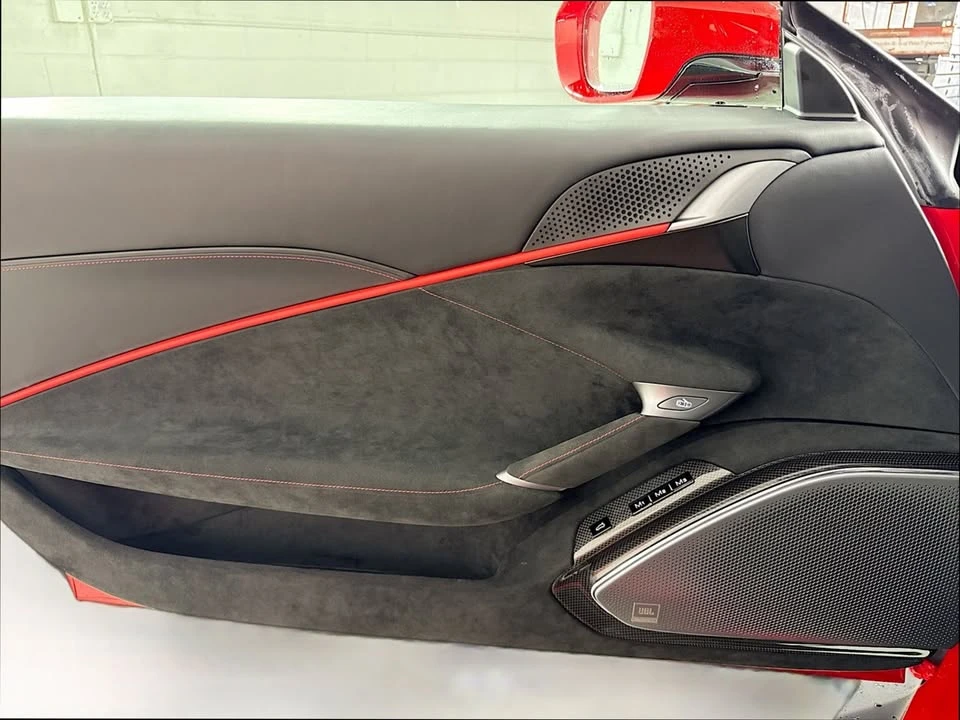 2024 Ferrari Roma Spider - Image 15 of 19