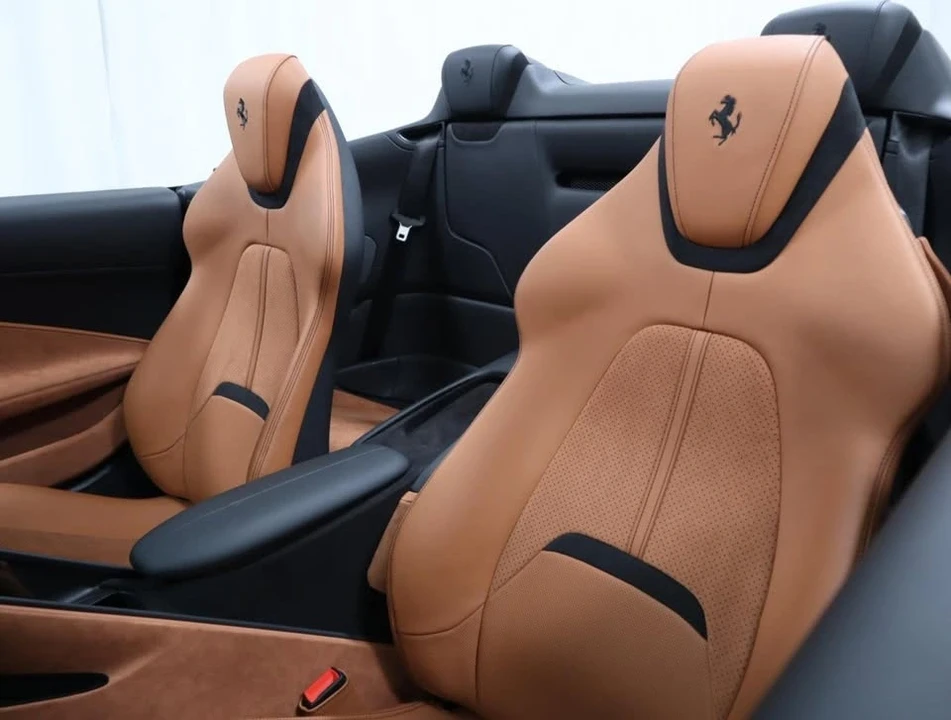 2024 Ferrari Roma Spider - Image 18 of 20