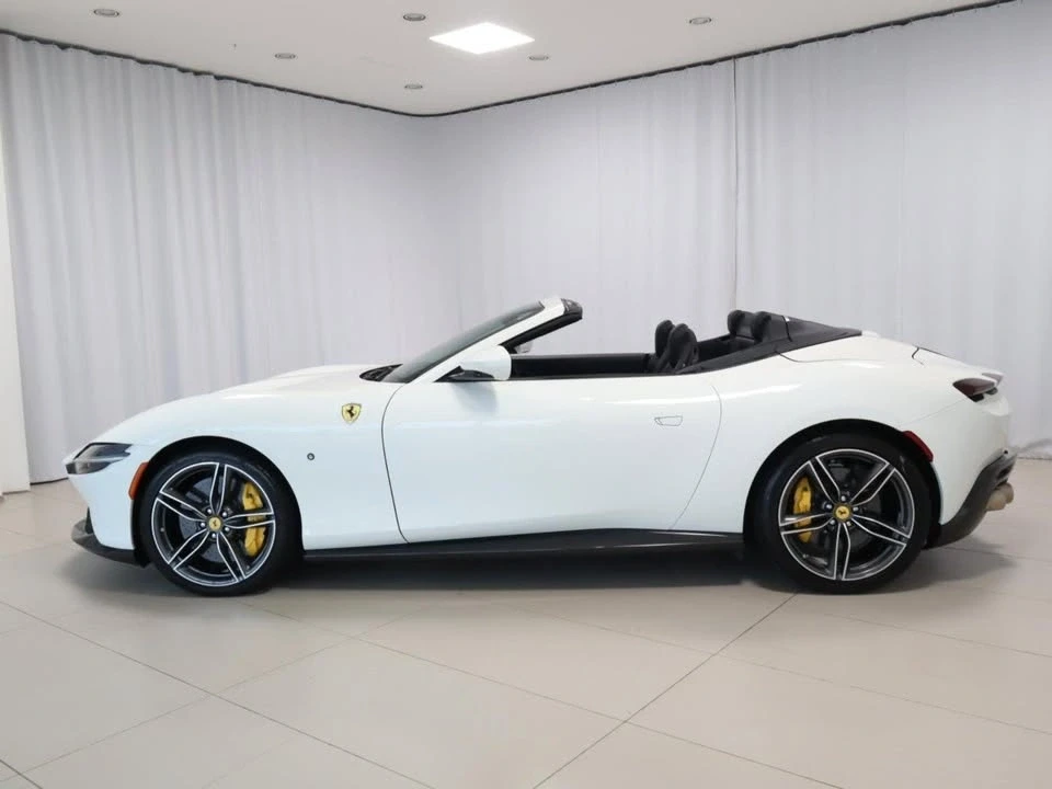 2024 Ferrari Roma Spider - Image 16 of 20