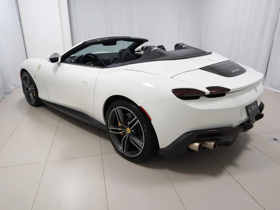 2024 Ferrari Roma Spider - Image 15 of 20