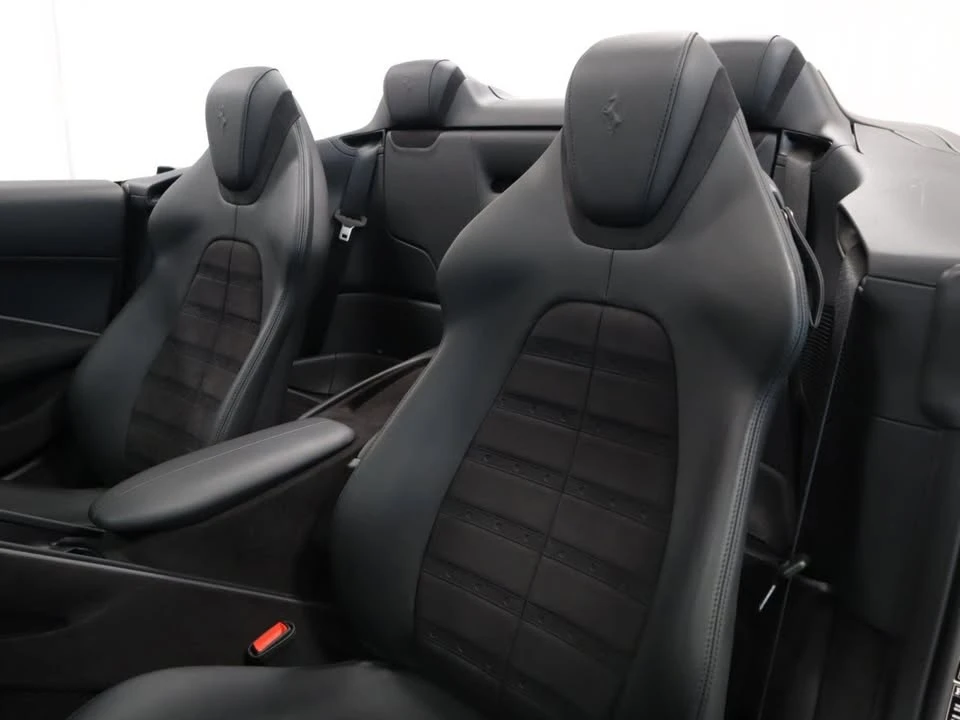 2024 Ferrari Roma Spider - Image 18 of 20