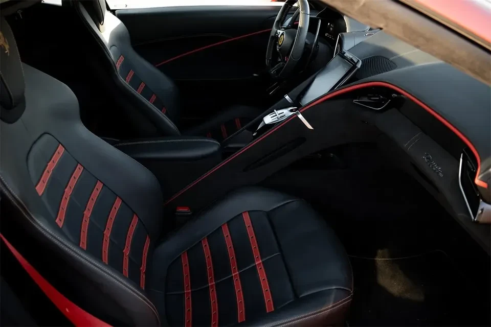 2024 Ferrari Roma Spider - Image 13 of 20