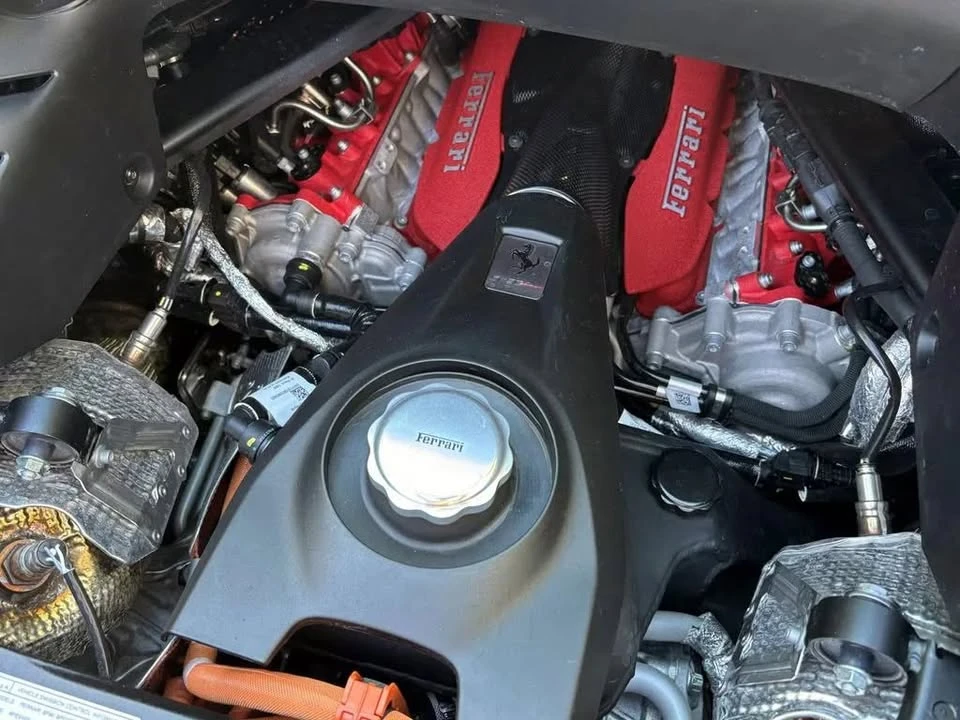 2024 Ferrari SF90 Spider - Image 6 of 18