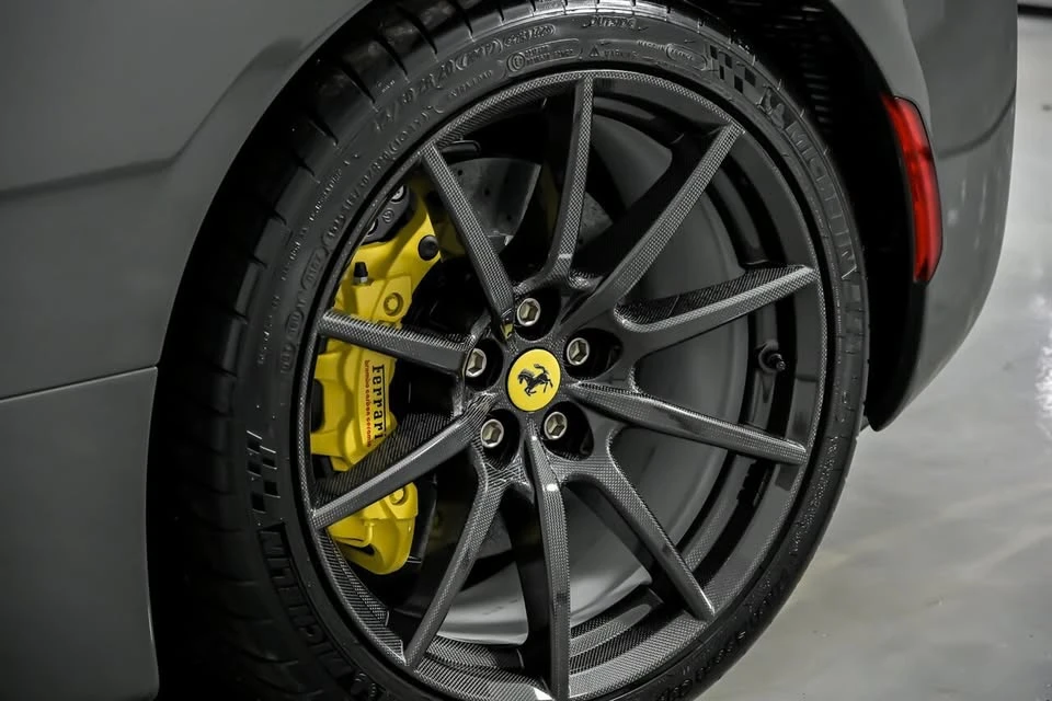 2024 Ferrari SF90 Spider - Image 18 of 19
