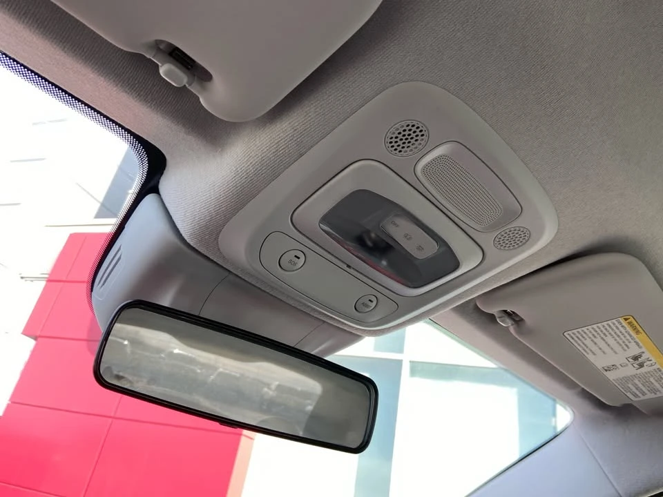 2024 Fiat 500e - Image 17 of 19