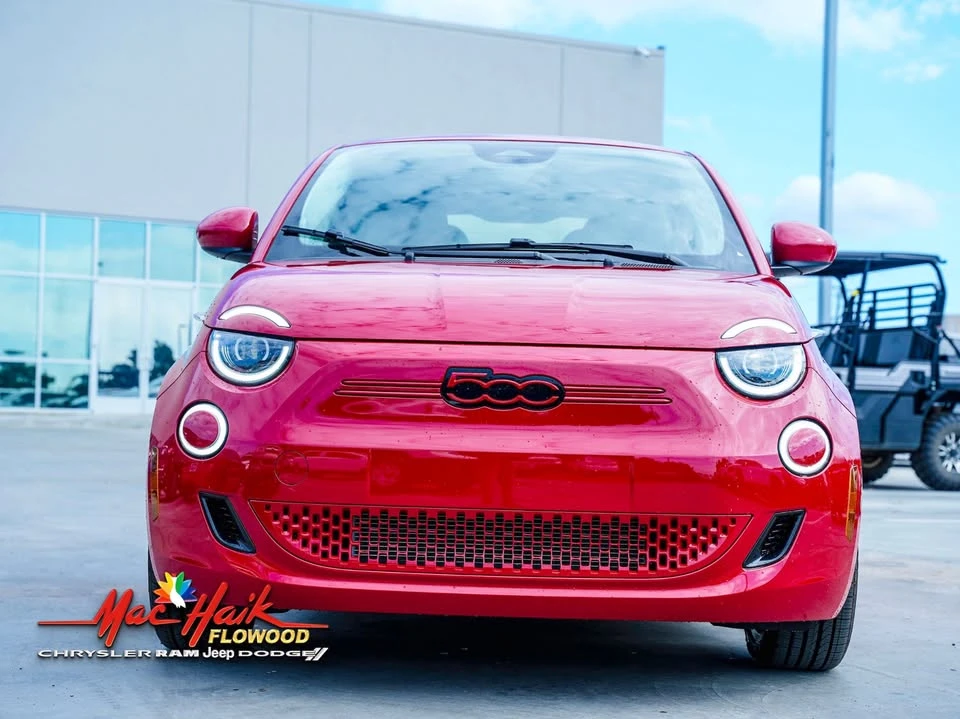 2024 Fiat 500e - Image 11 of 14