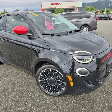 2024 Fiat 500e Red Edition EV