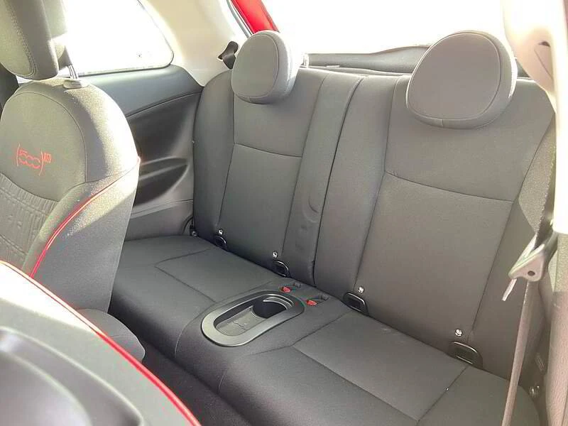 2024 Fiat 500e - Image 17 of 20