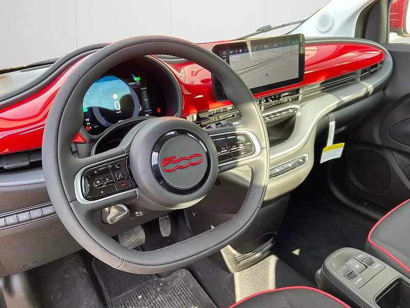 2024 Fiat 500e - Image 13 of 20