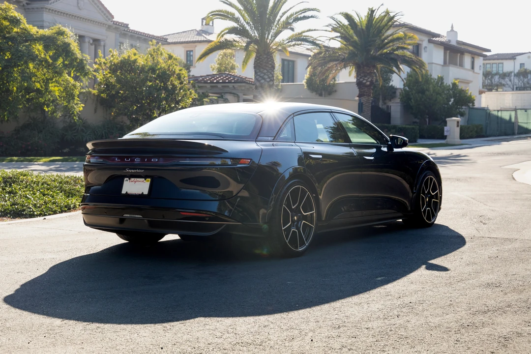 2024 Lucid Air - Image 13 of 31