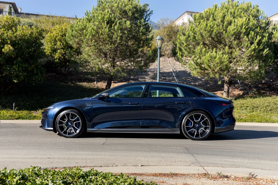 2024 Lucid Air - Image 12 of 31