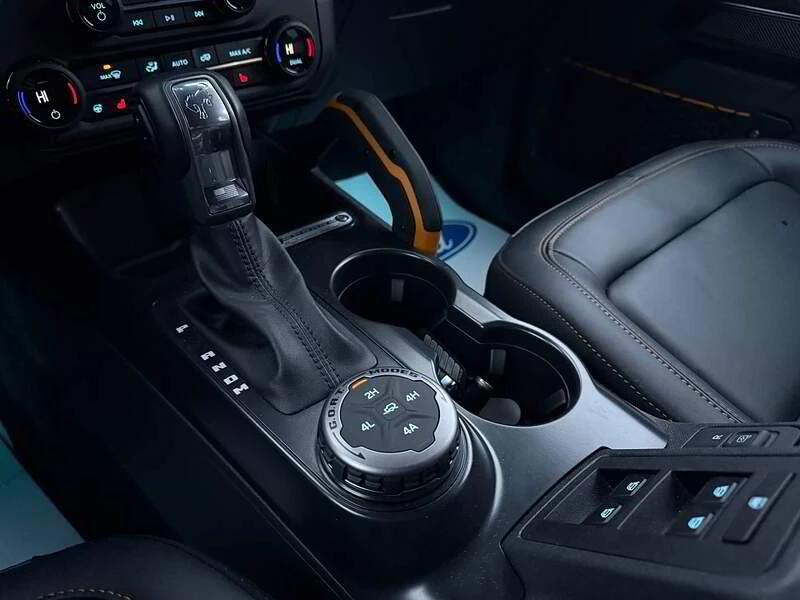 2024 Ford Bronco 6th Gen - Image 8 of 19