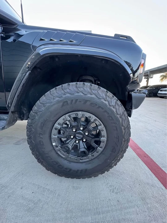2024 Ford Bronco Raptor 6th Gen - Image 5 of 6