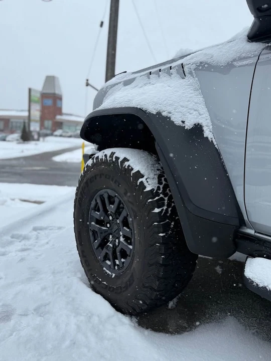 2024 Ford Bronco 6th Gen - Image 3 of 9
