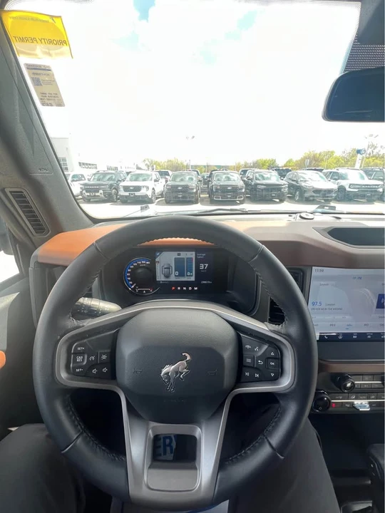 2024 Ford Bronco 6th Gen - Image 11 of 14