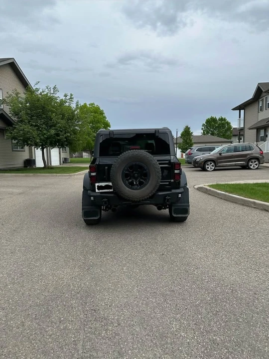 2024 Ford Bronco 6th Gen - Image 6 of 10