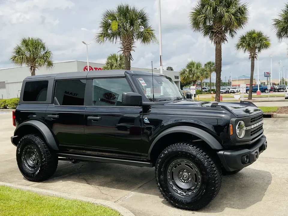 2024 Ford Bronco 6th Gen - Image 8 of 18