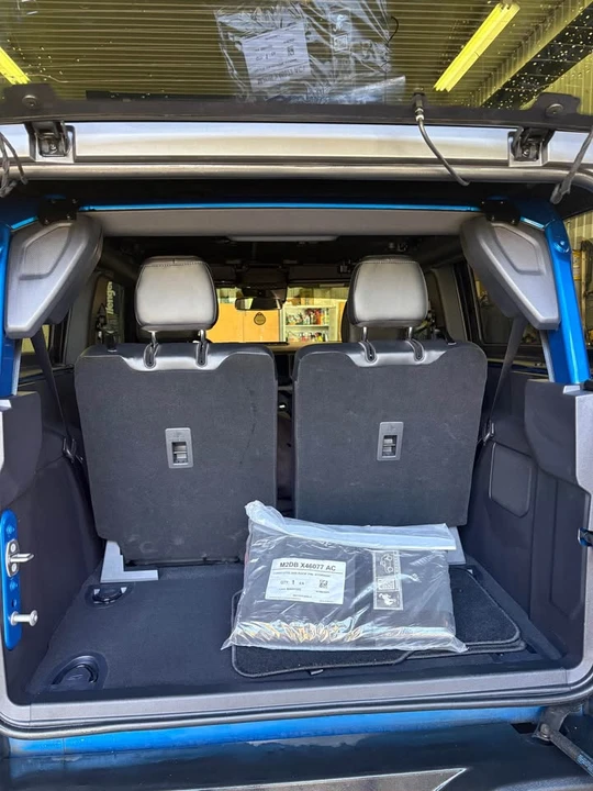 2024 Ford Bronco 6th Gen - Image 13 of 14