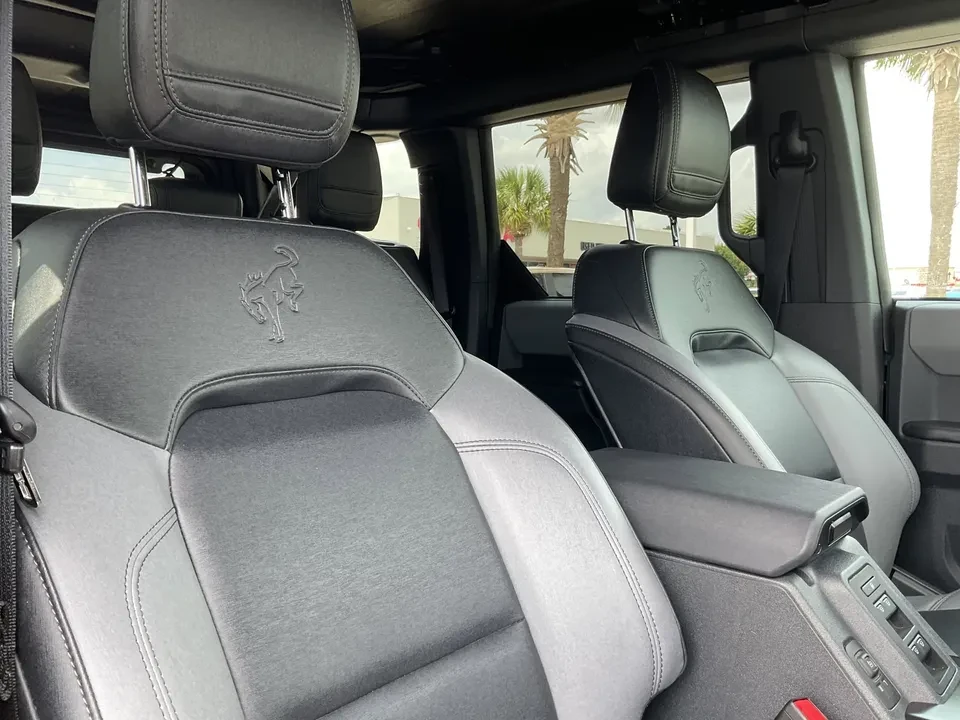 2024 Ford Bronco 6th Gen - Image 16 of 18