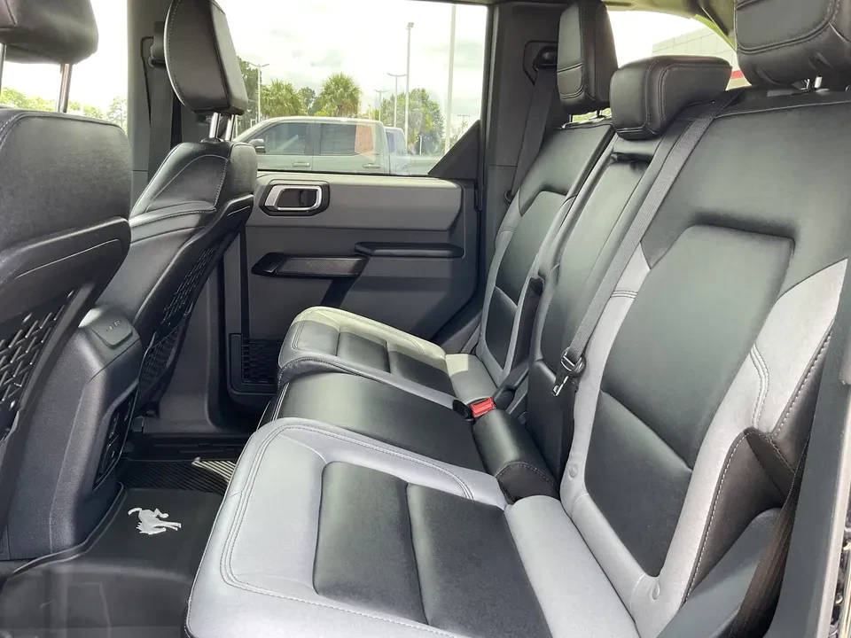 2024 Ford Bronco 6th Gen - Image 17 of 18