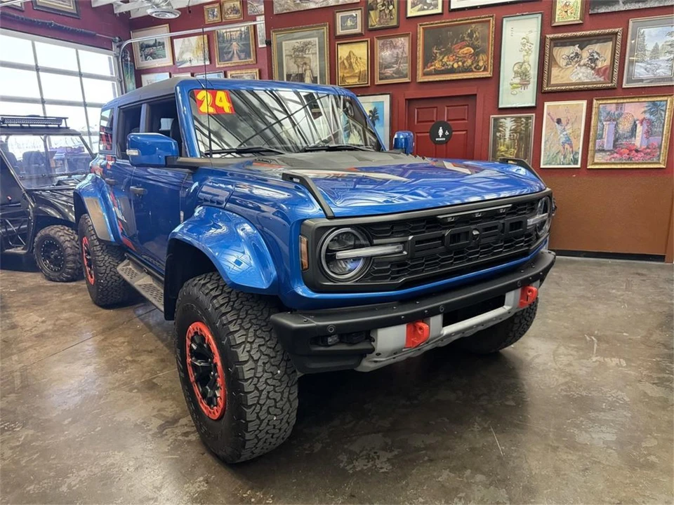 2024 Ford Bronco 6th Gen - Image 2 of 16