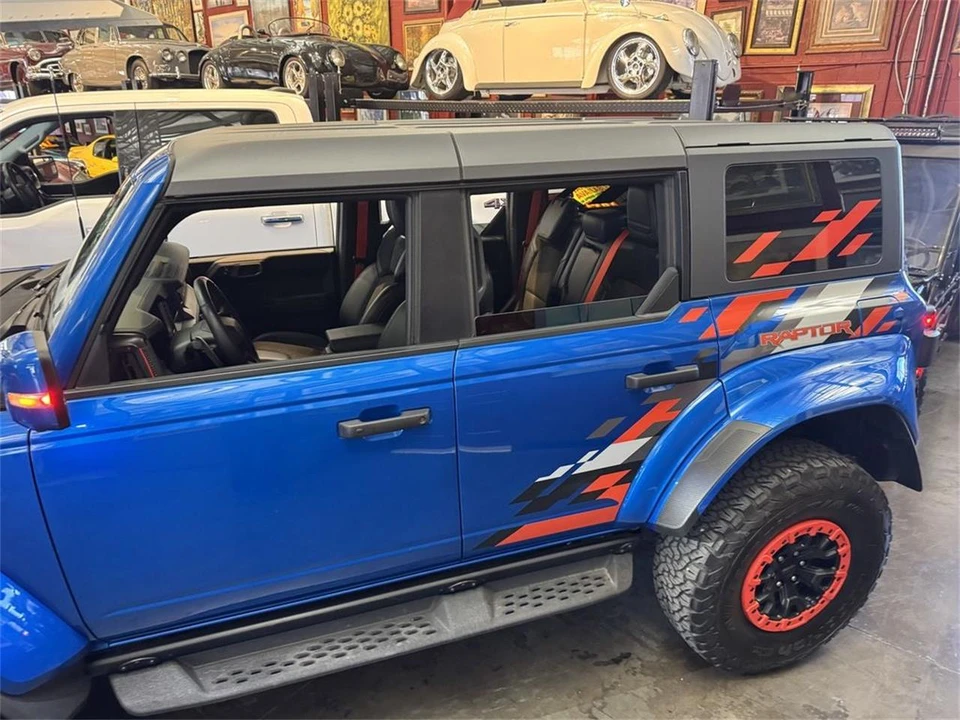 2024 Ford Bronco 6th Gen - Image 16 of 16