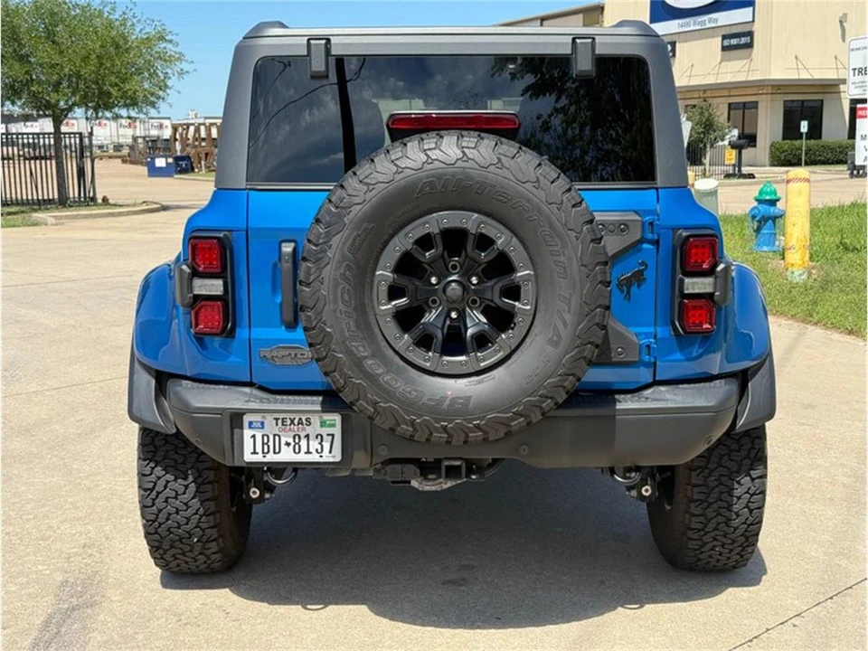 2024 Ford Bronco 6th Gen - Image 9 of 31
