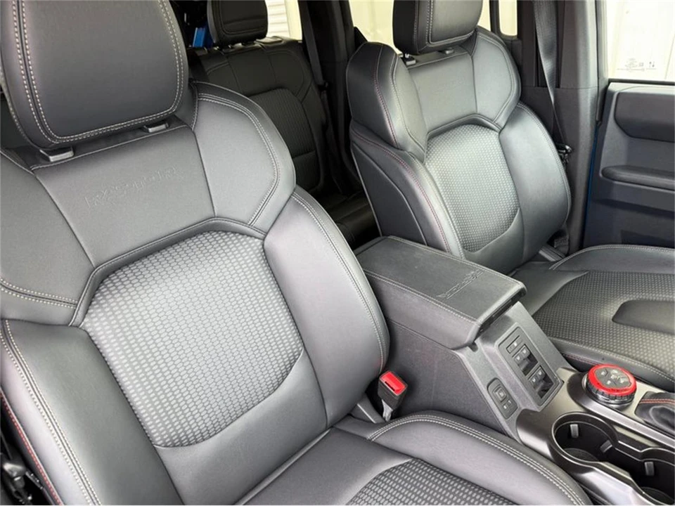 2024 Ford Bronco 6th Gen - Image 22 of 31