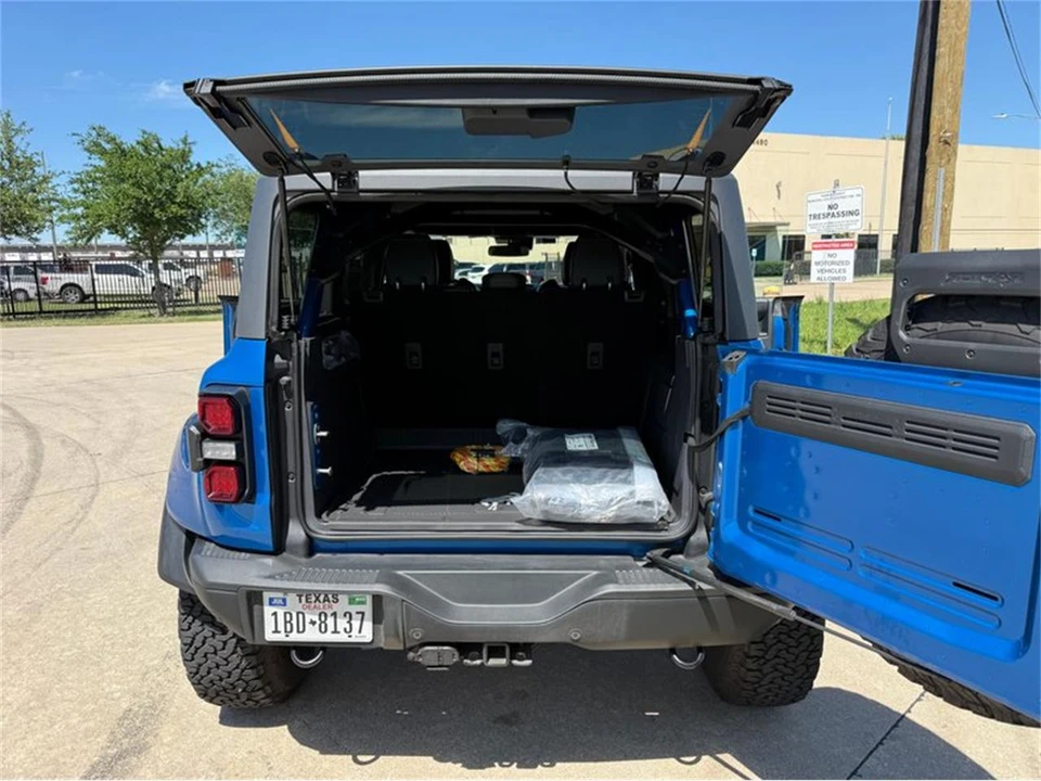 2024 Ford Bronco 6th Gen - Image 25 of 31