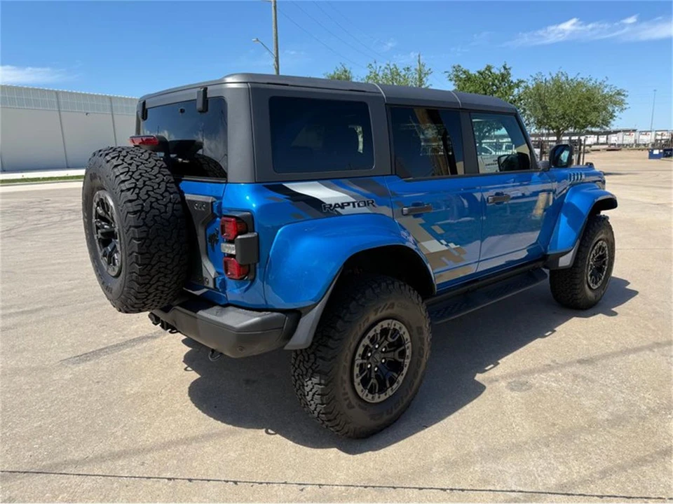 2024 Ford Bronco 6th Gen - Image 10 of 31