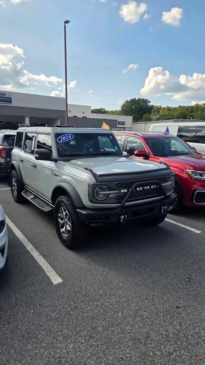 2024 Ford Bronco 6th Gen - Image 3 of 6
