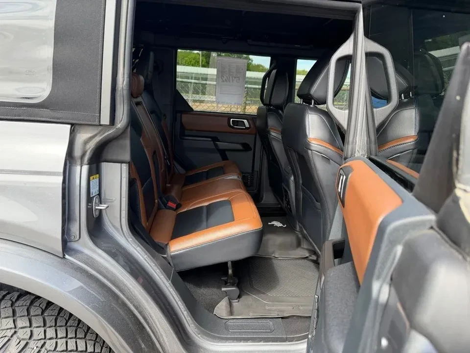 2024 Ford Bronco 6th Gen - Image 17 of 19