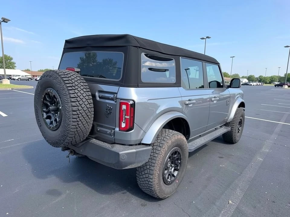 2024 Ford Bronco 6th Gen - Image 5 of 19