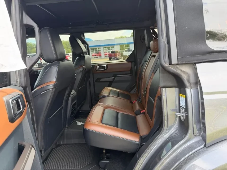 2024 Ford Bronco 6th Gen - Image 18 of 19