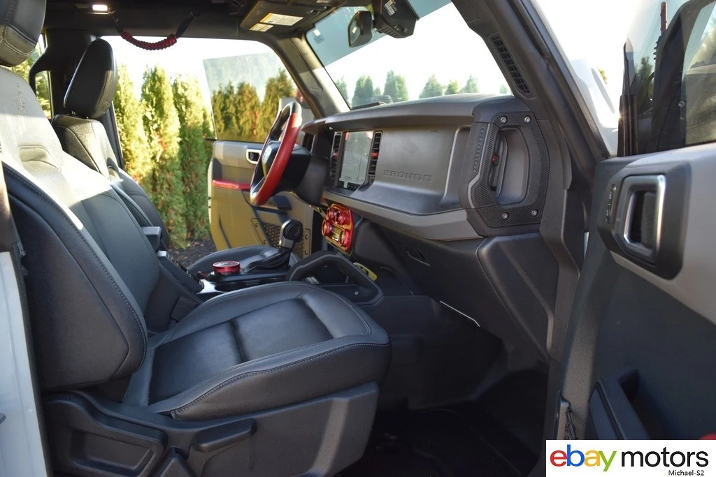 2024 Ford Bronco 6th Gen - Image 14 of 21