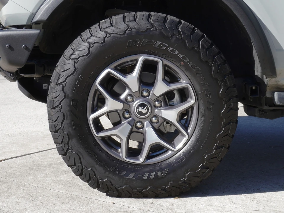 2024 Ford Bronco 6th Gen - Image 16 of 21
