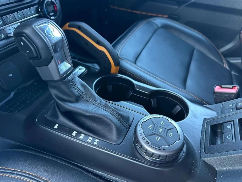 2024 Ford Bronco 6th Gen - Image 12 of 16